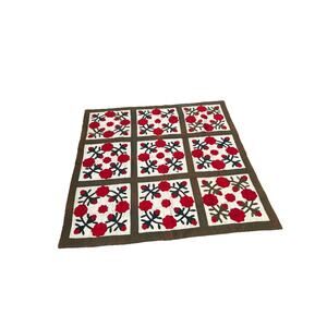 Antique 1880's Whig Rose Wreath Appliqué Quilt Red & Green 75”x 73”